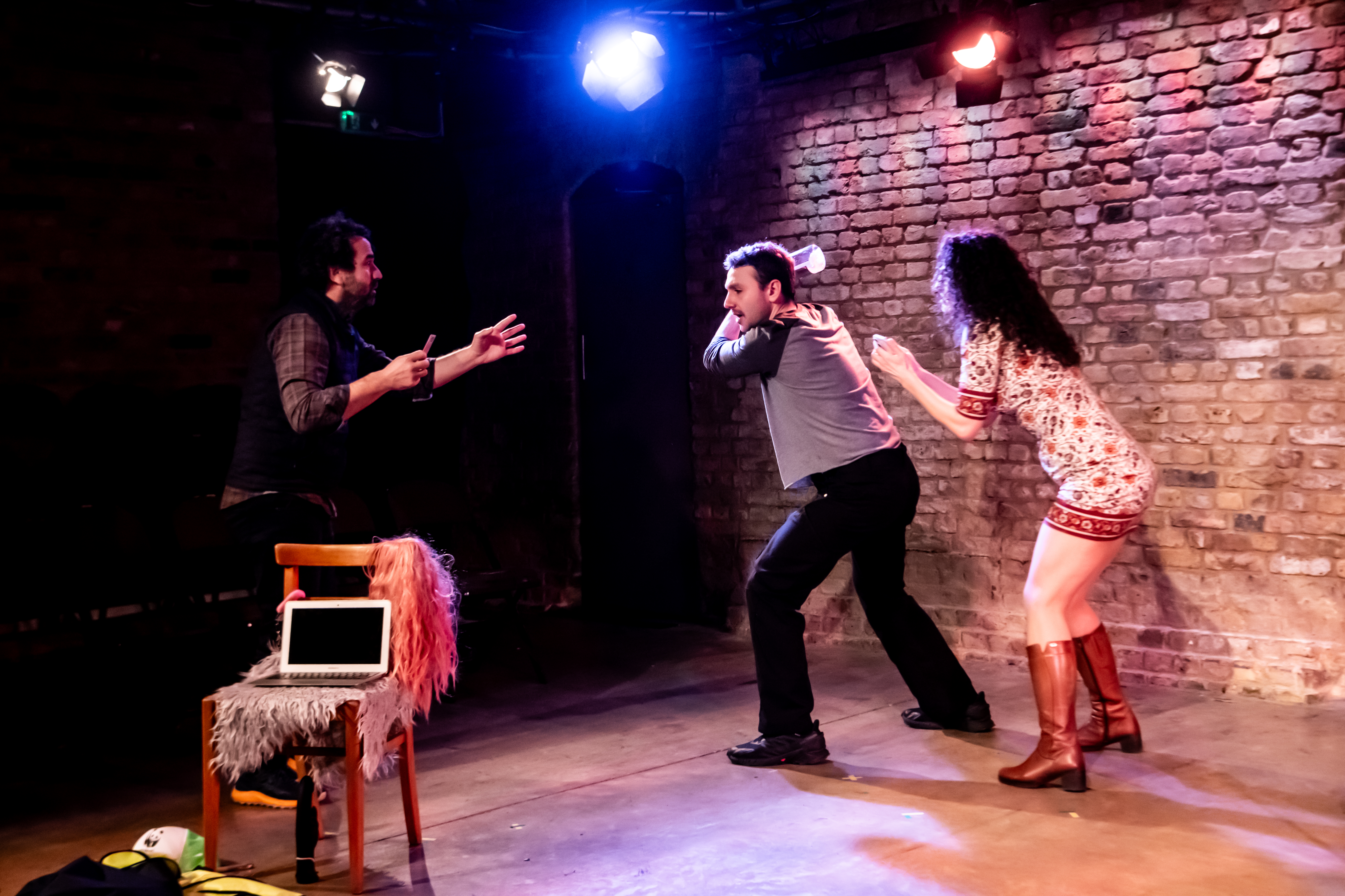 Borders — physical theatre